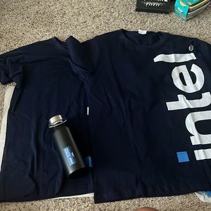 Intel Brasil Gaming Shirt with water bottle